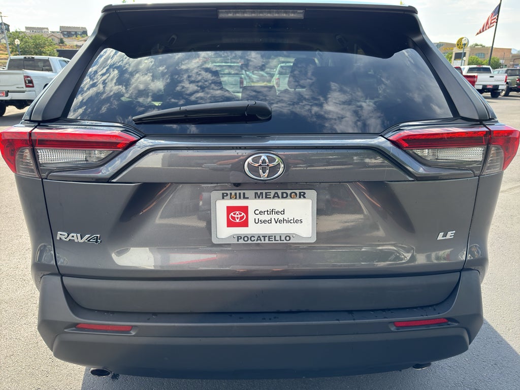 2021 Toyota RAV4 LE