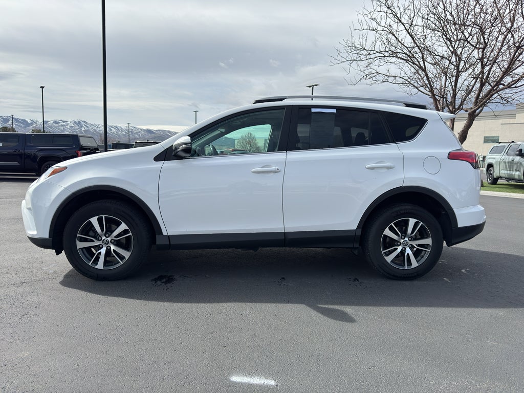 2018 Toyota RAV4 XLE