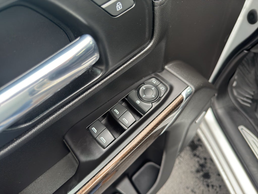 2020 Chevrolet Silverado RST