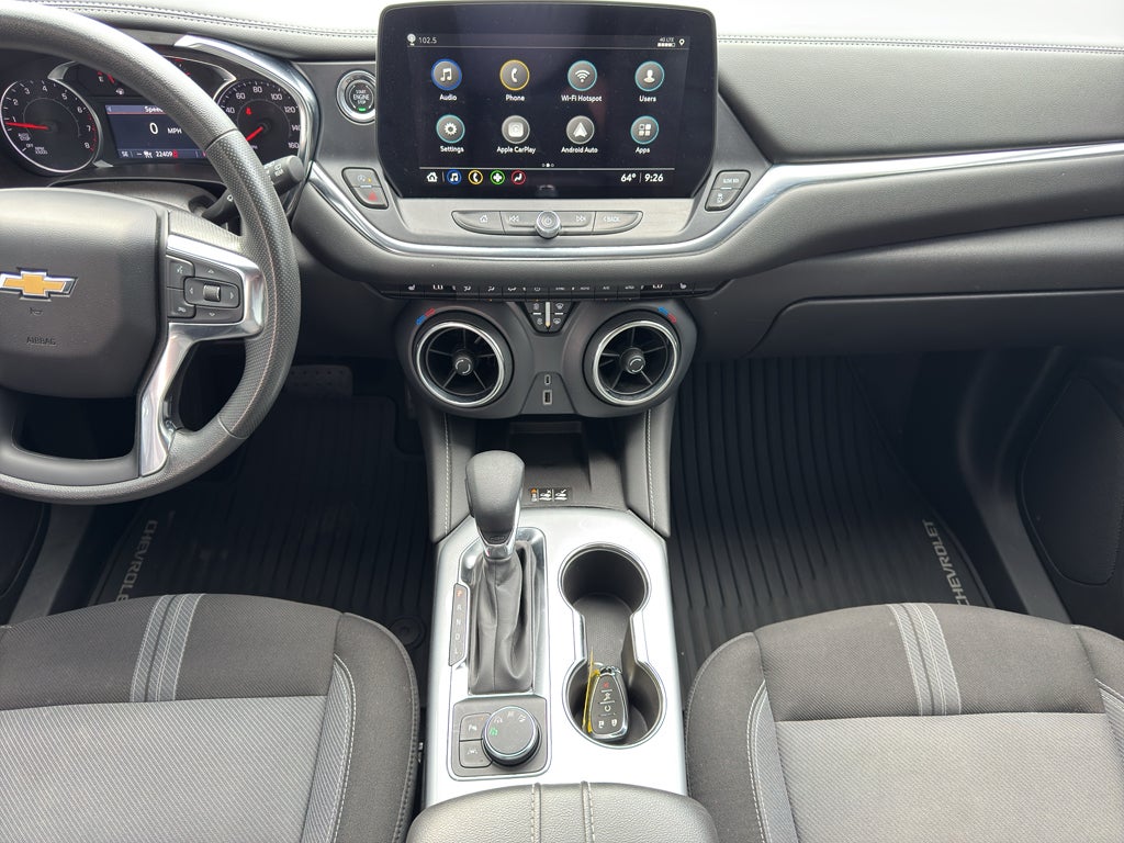 Photo 11