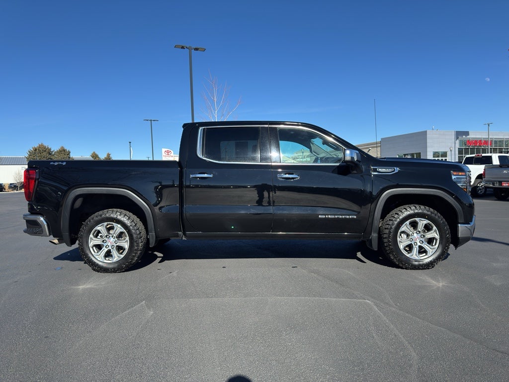 2024 GMC Sierra SLT