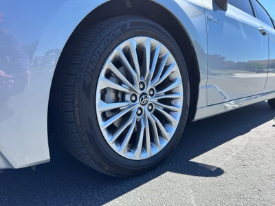 2019 Toyota Avalon Hybrid Limited