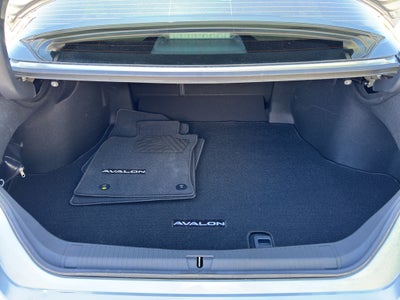 2019 Toyota Avalon Hybrid Limited