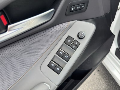 2019 Toyota Avalon Touring