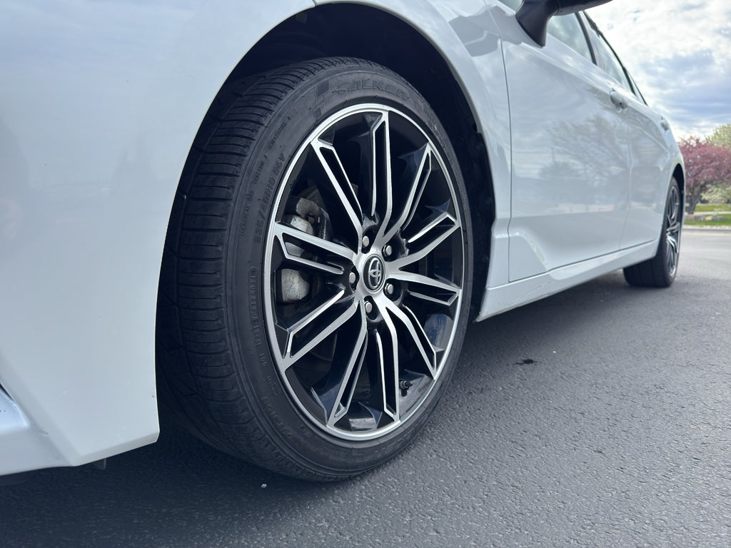 2019 Toyota Avalon Touring