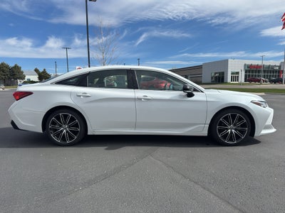 2019 Toyota Avalon Touring