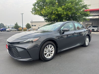 2025 Toyota Camry Hybrid LE