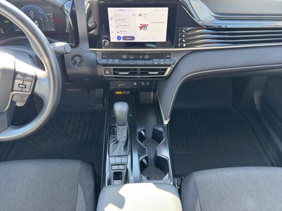 2025 Toyota Camry Hybrid LE