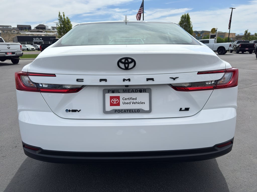 2026 Toyota Camry Hybrid LE
