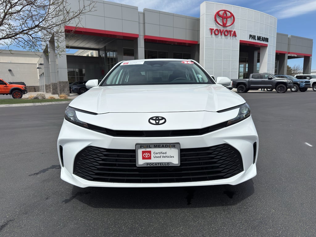 2026 Toyota Camry Hybrid LE