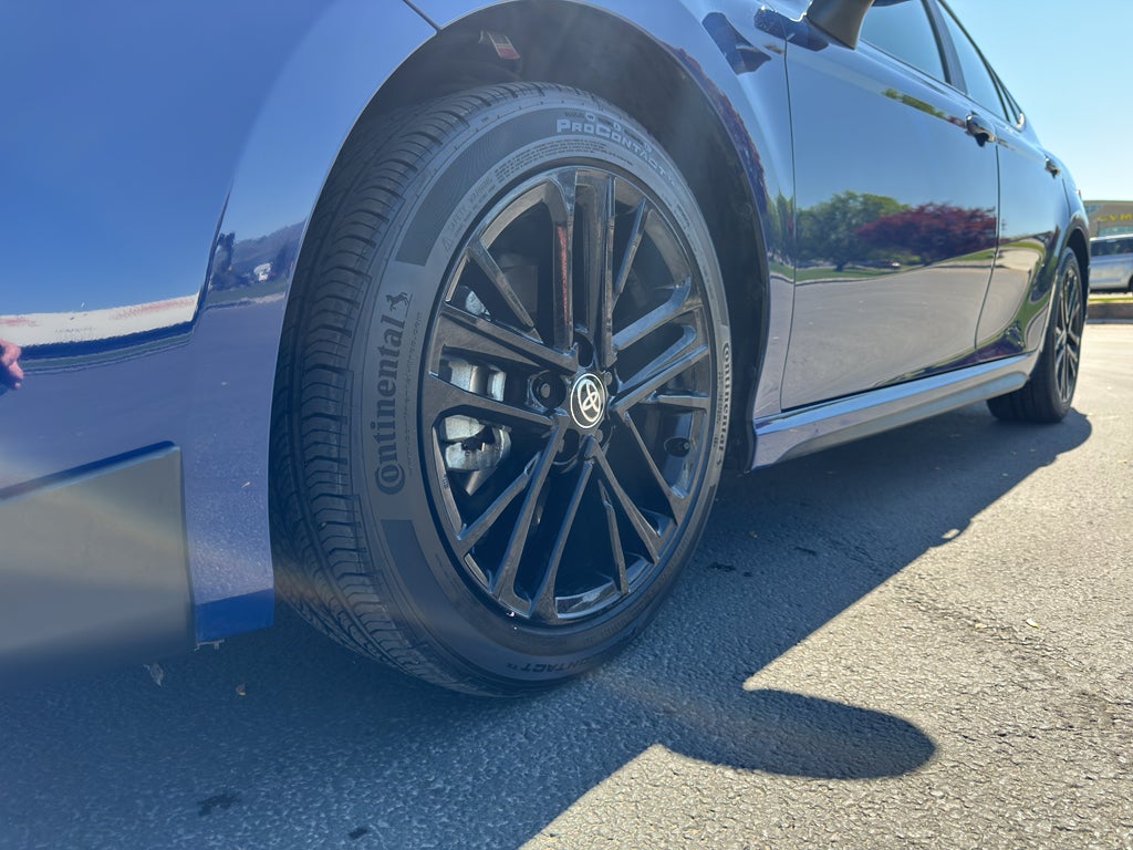 2025 Toyota Camry Hybrid SE