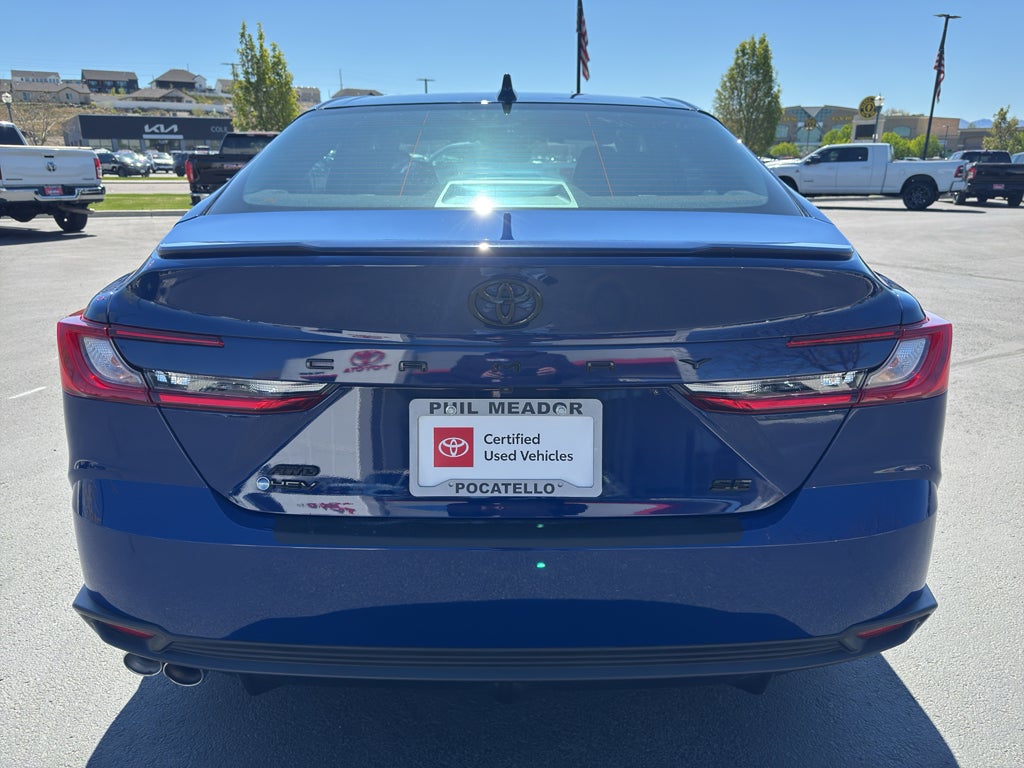 2025 Toyota Camry Hybrid SE