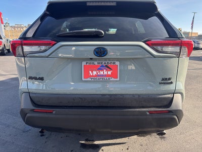 2020 Toyota RAV4 Hybrid XLE