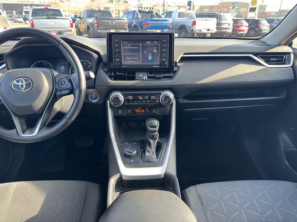 2020 Toyota RAV4 Hybrid XLE