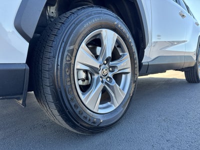 2025 Toyota RAV4 Hybrid Hybrid XLE