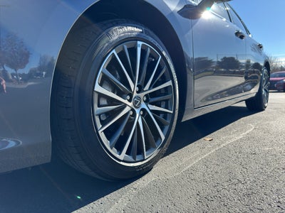 2024 Lexus ES 300h Premium