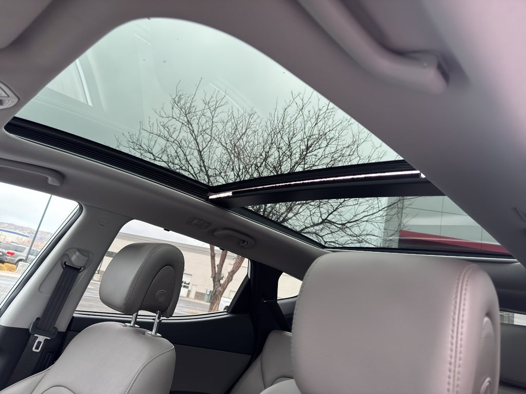 2017 Hyundai Santa Fe Sport 2.0T Ultimate