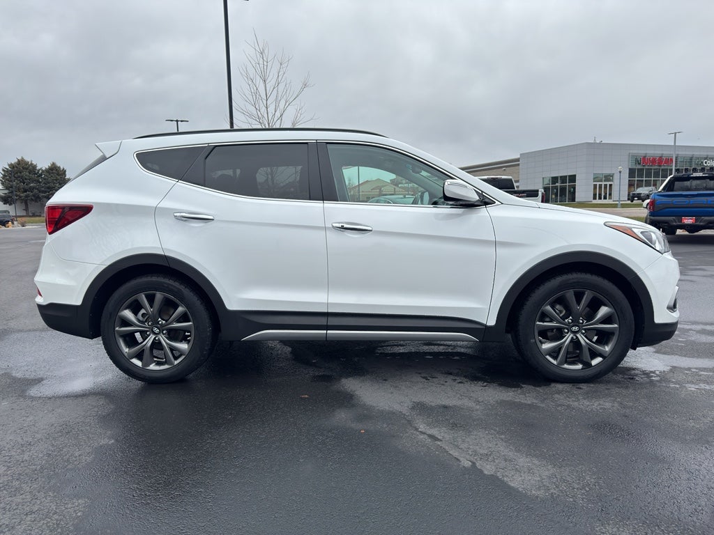 2017 Hyundai Santa Fe Sport 2.0T Ultimate