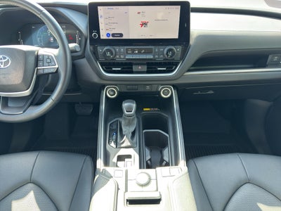 2025 Toyota Grand Highlander XLE