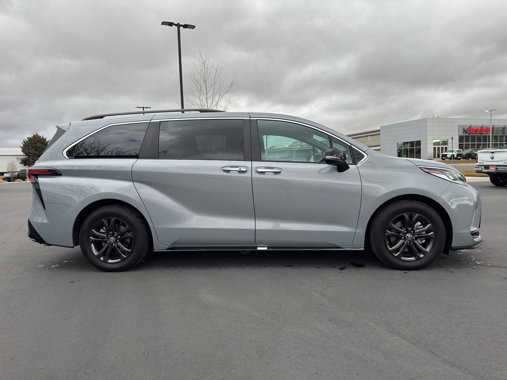 2024 Toyota Sienna XSE