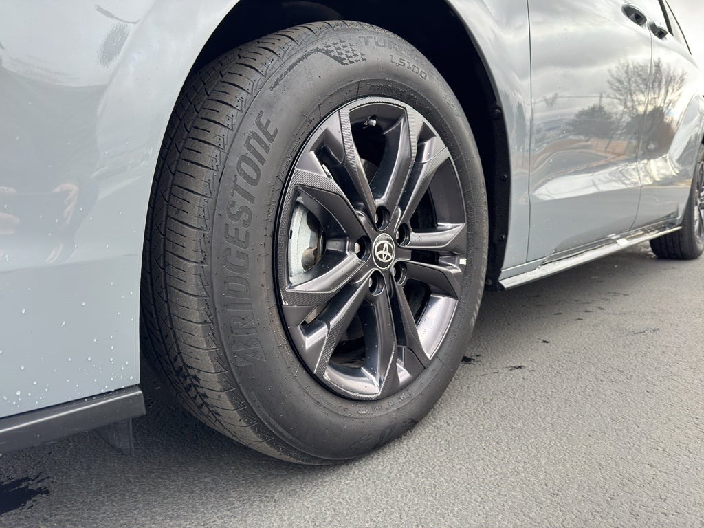 2024 Toyota Sienna XSE