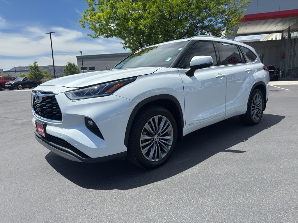 2022 Toyota Highlander Hybrid Hybrid Platinum