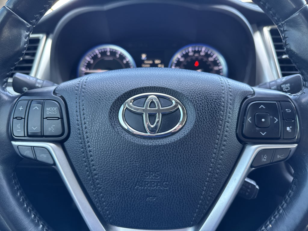 2019 Toyota Highlander SE