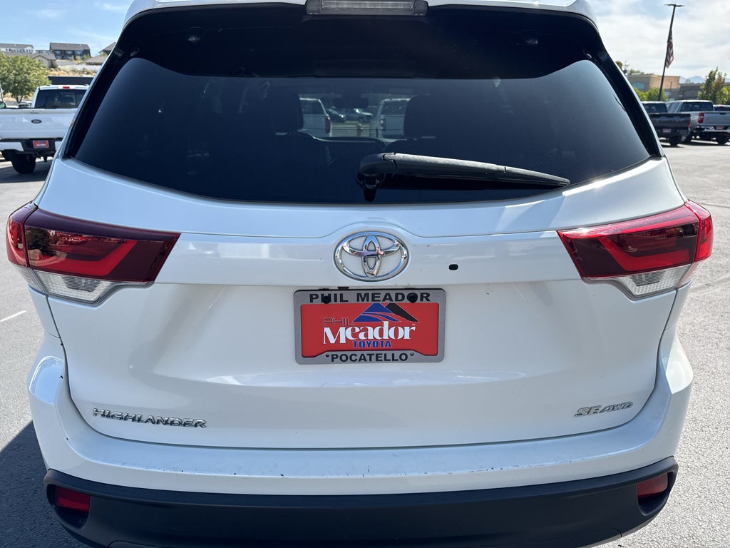 2019 Toyota Highlander SE