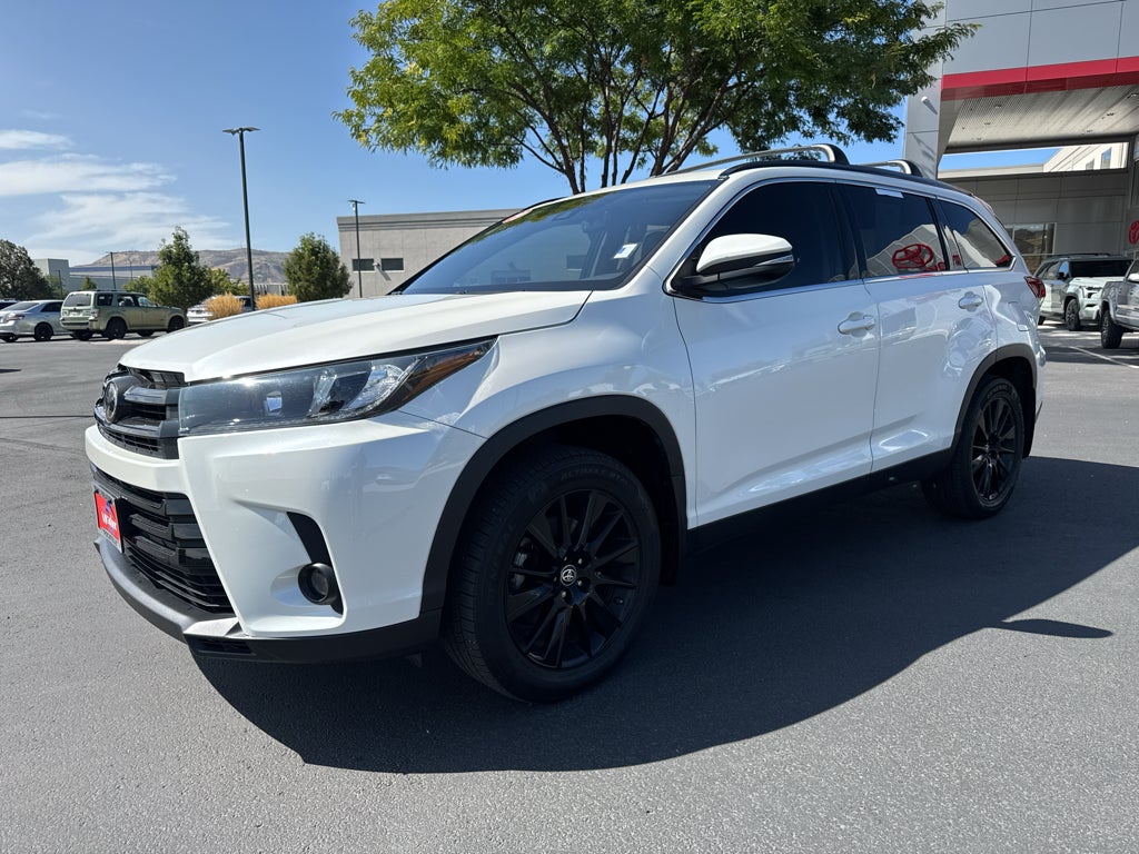 2019 Toyota Highlander SE
