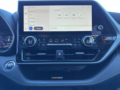 2023 Toyota Highlander Platinum