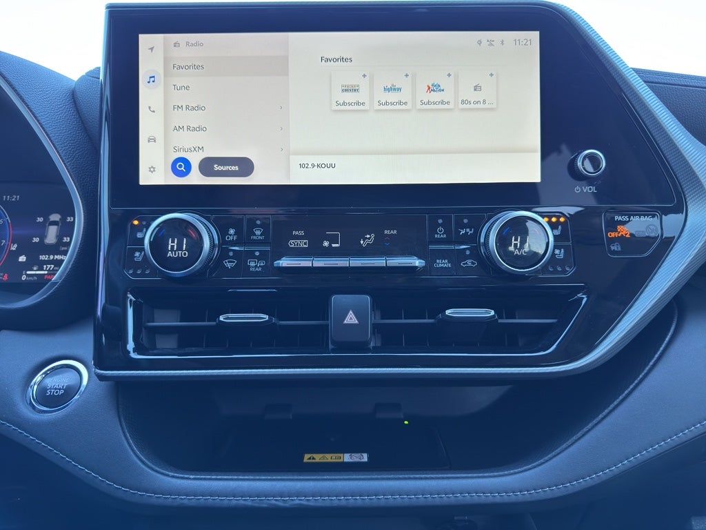 2023 Toyota Highlander Platinum