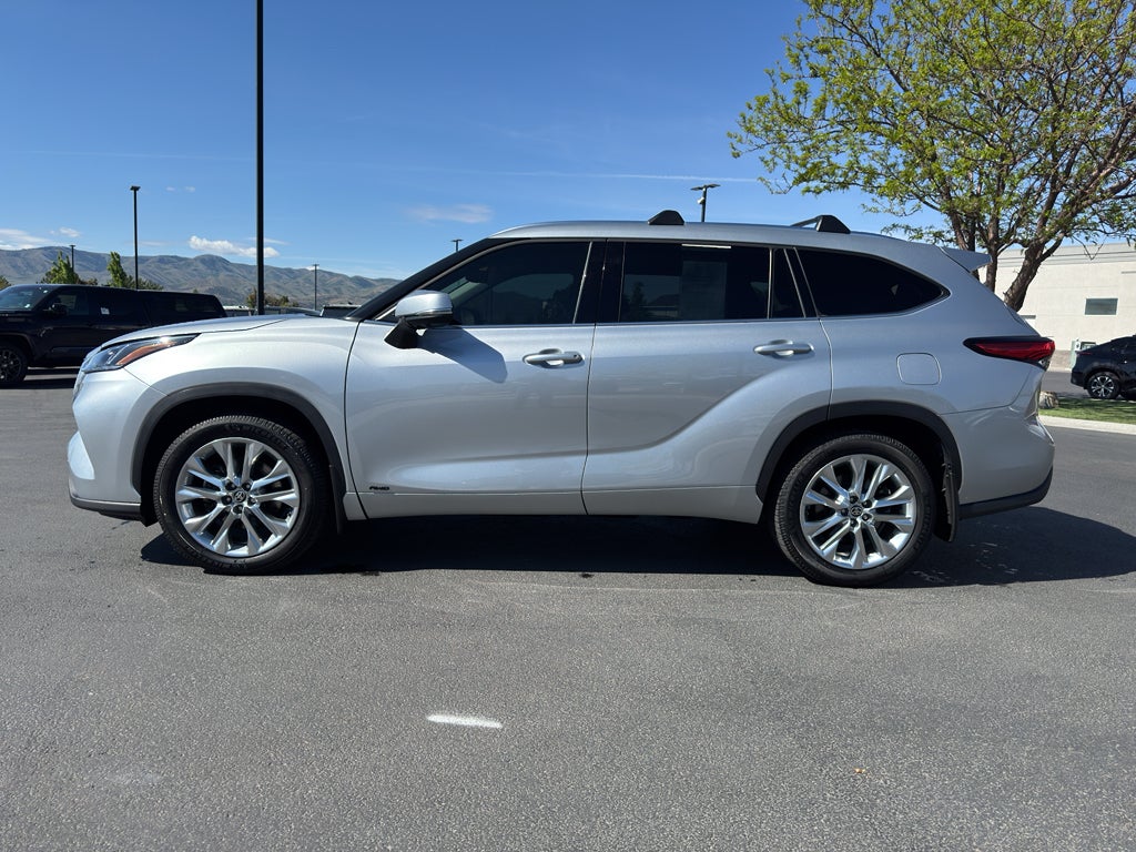 2023 Toyota Highlander Hybrid Hybrid Limited