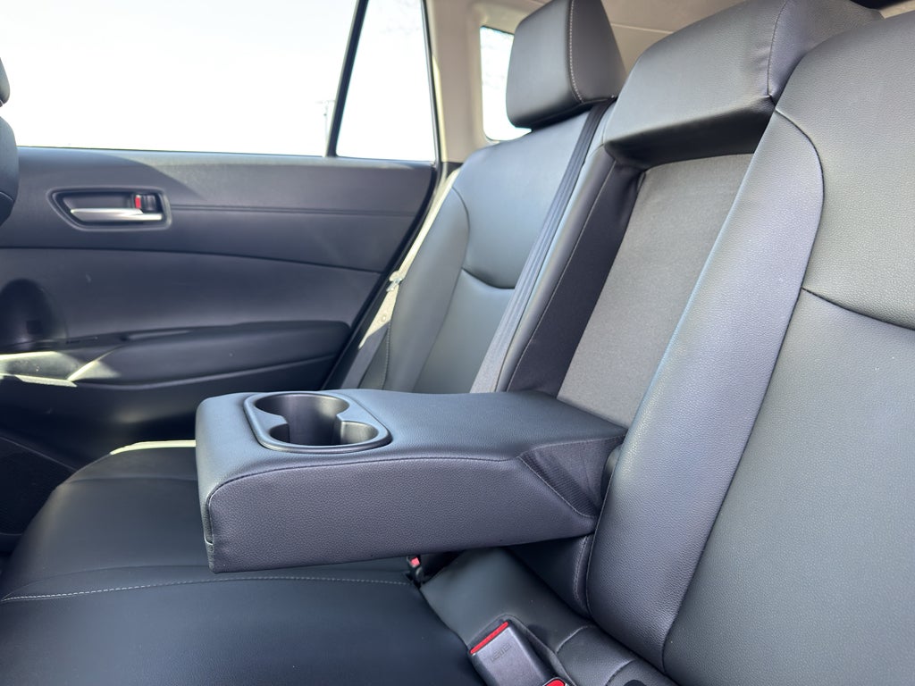2025 Toyota Corolla Cross XLE