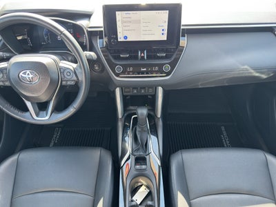 2025 Toyota Corolla Cross XLE