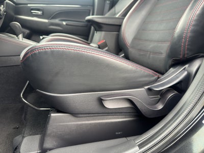 2024 Mitsubishi Outlander Sport SE