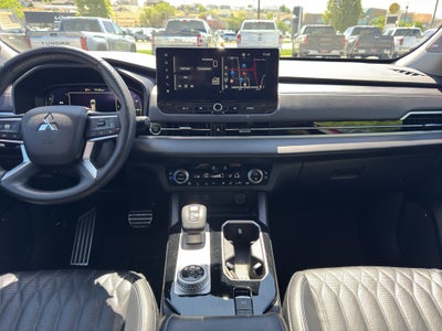 2025 Mitsubishi Outlander SEL