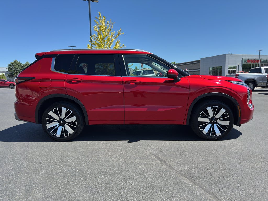 2025 Mitsubishi Outlander SEL