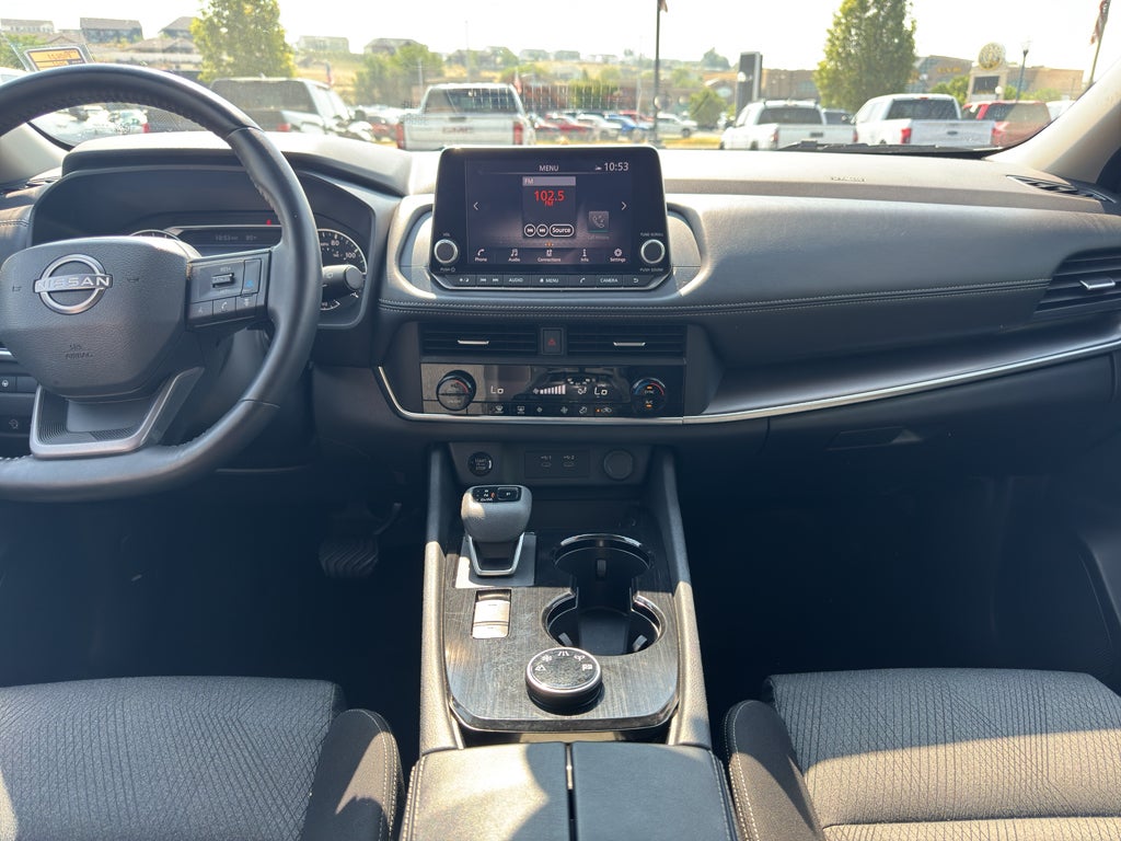 2025 Nissan Rogue SV
