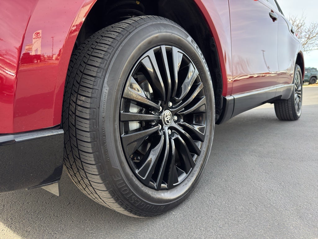 2024 Toyota Venza Nightshade