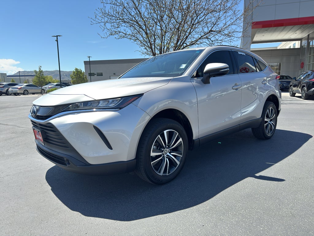 2022 Toyota Venza LE