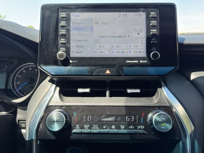 2022 Toyota Venza LE