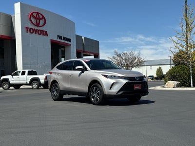 2022 Toyota Venza LE