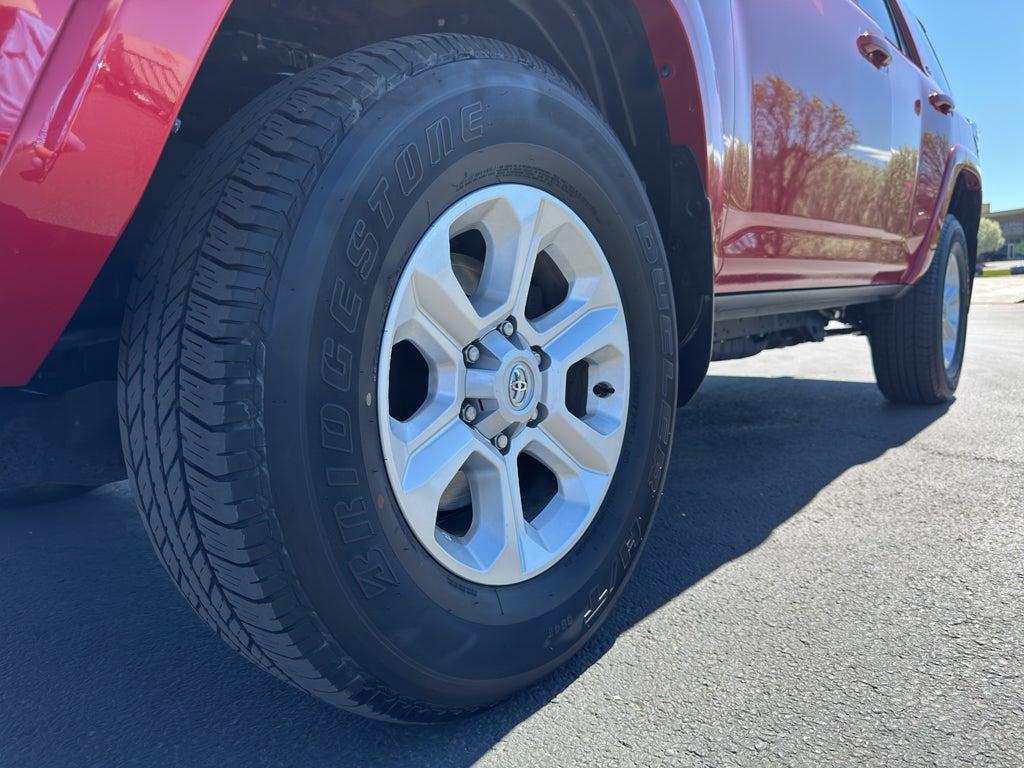 2024 Toyota 4Runner SR5