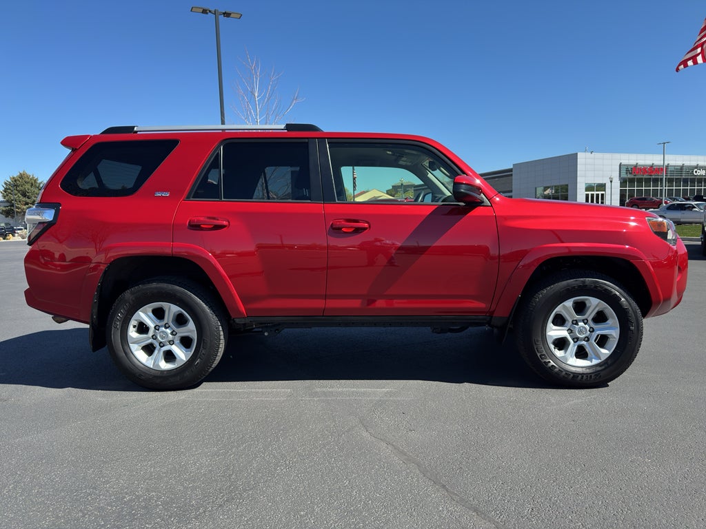 2024 Toyota 4Runner SR5