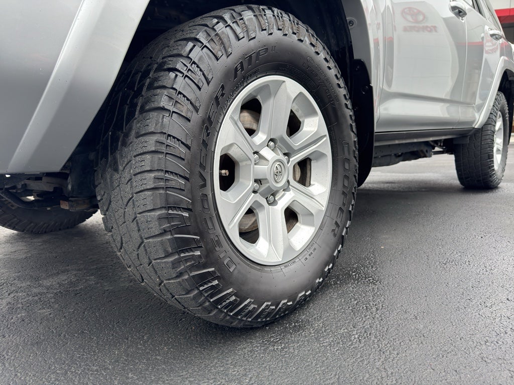 2022 Toyota 4Runner SR5