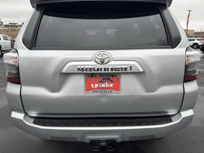 2022 Toyota 4Runner SR5