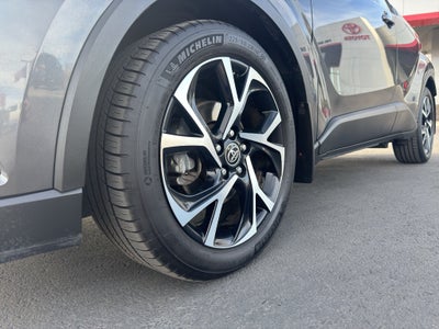 2018 Toyota C-HR XLE Premium