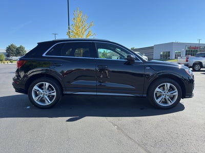 2020 Audi Q3 S line Premium