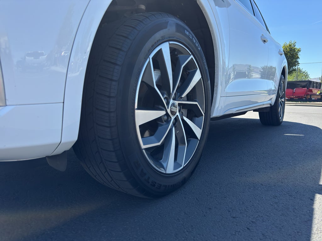 2023 Audi Q5 S line Premium Plus