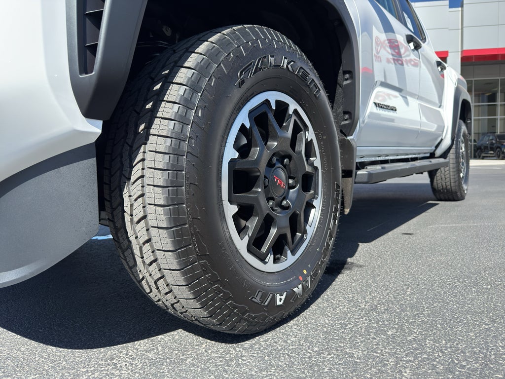 2026 Toyota Tacoma i-FORCE MAX Tacoma TRD Off-Road